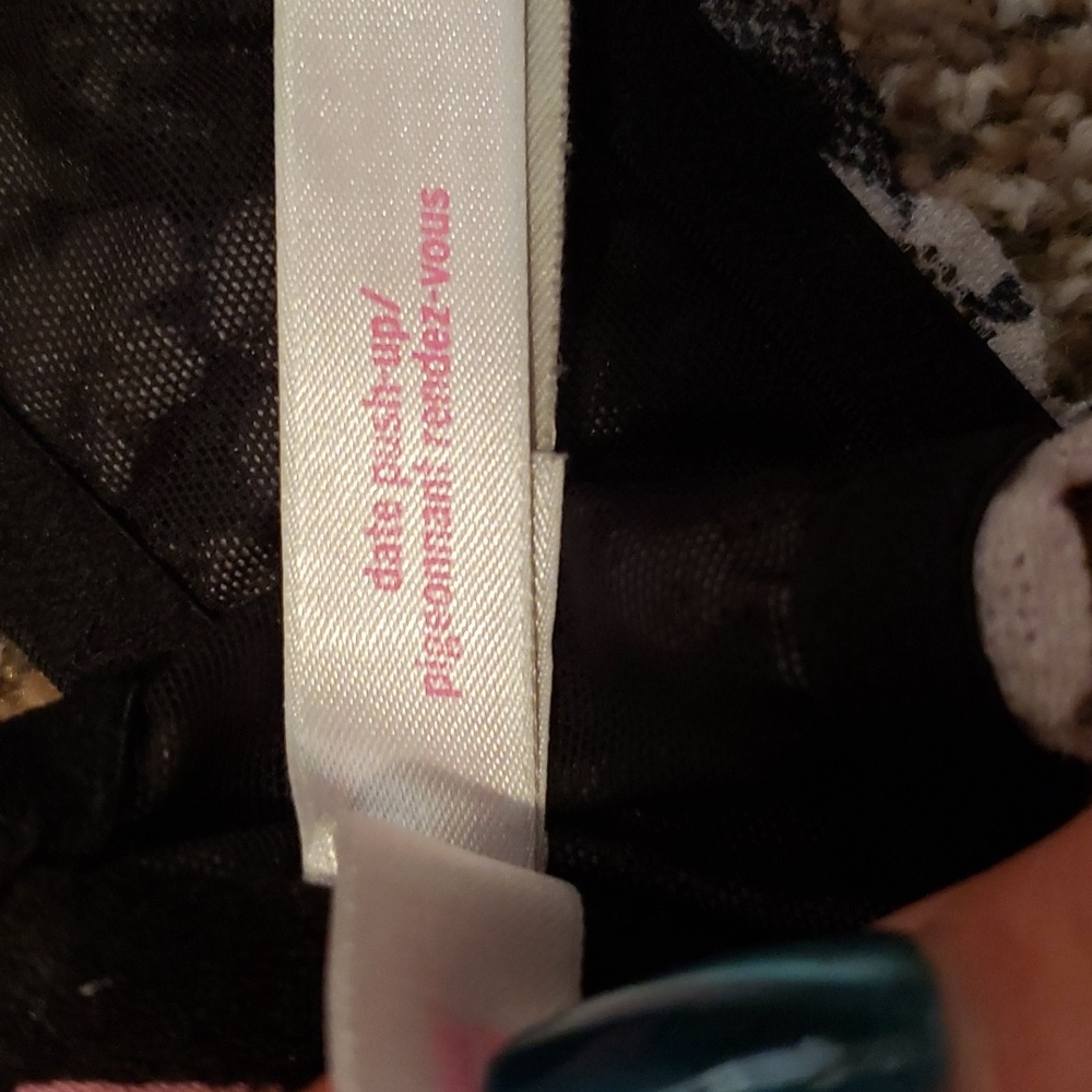 Victoria Secret Pink push up bra - Picture 4 of 4